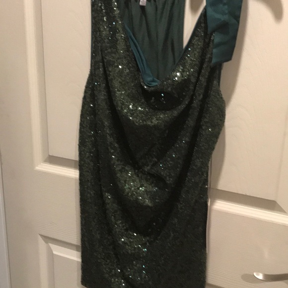 Emerald green Sequined tank - Picture 1 of 3